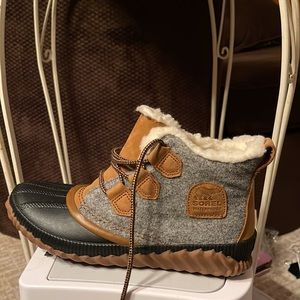 Sorel “Out and About Plus” Winter/Snow Boots BRANDNEWWITHBOX   Size 7M